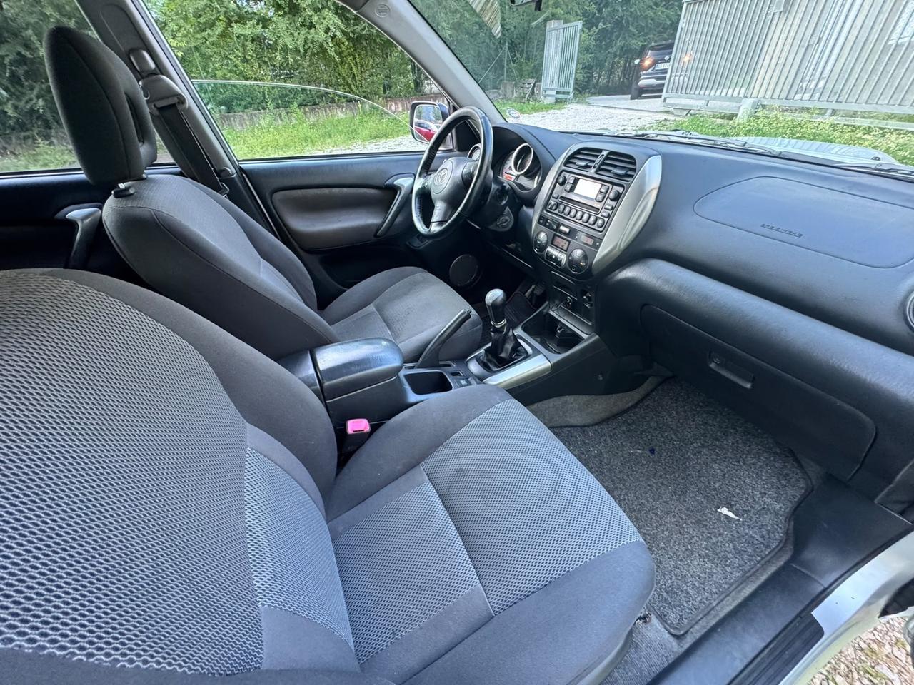 Toyota RAV 4 RAV4.com 2.0 Tdi D-4D cat 5 porte Sol