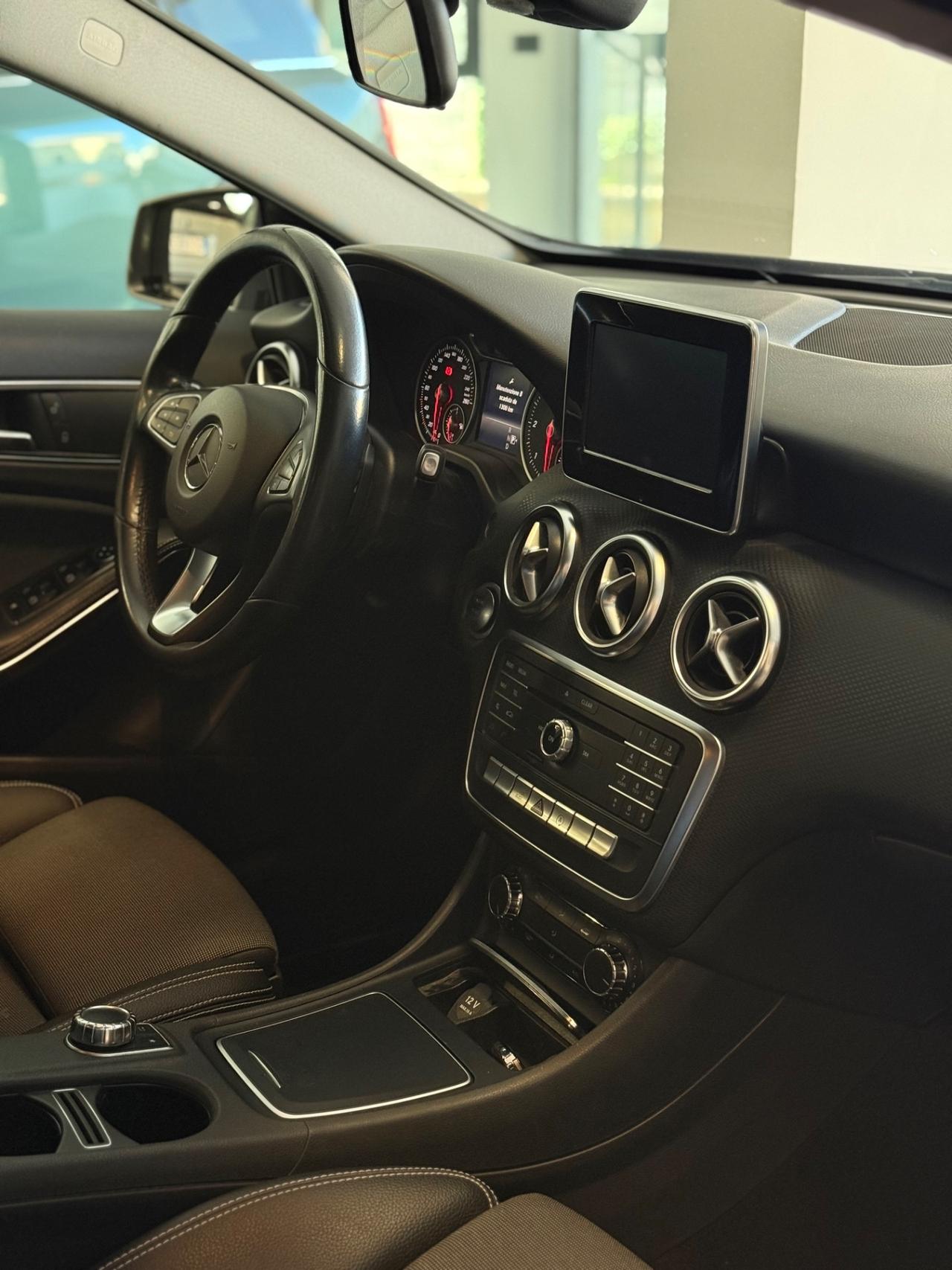 Mercedes-benz A 180 d Automatic Sport