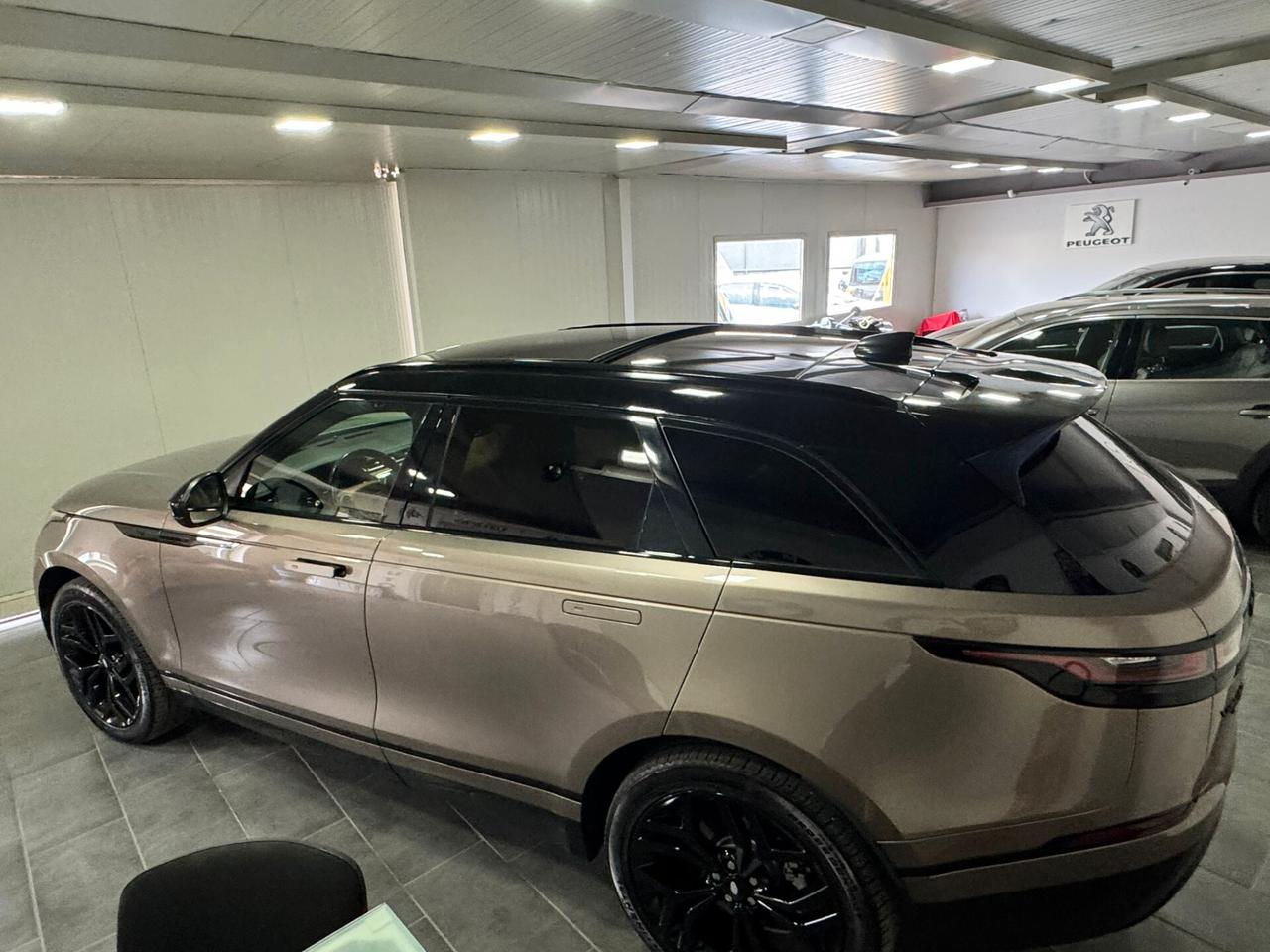 Land Rover Range Velar 3.0 V6 SD6 300 CV SE- TV Posteriori Tagliandi certificati Land - Auto Full