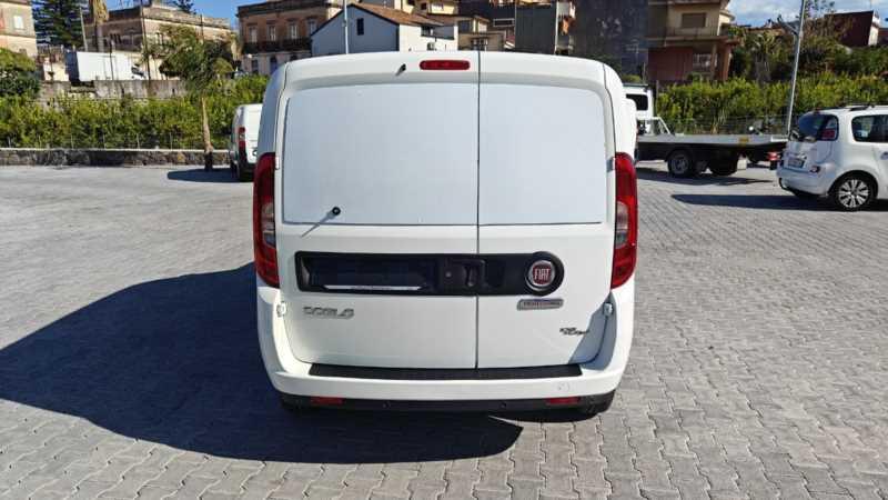Fiat doblo cargo 1.6 MT (105 cv) 2016