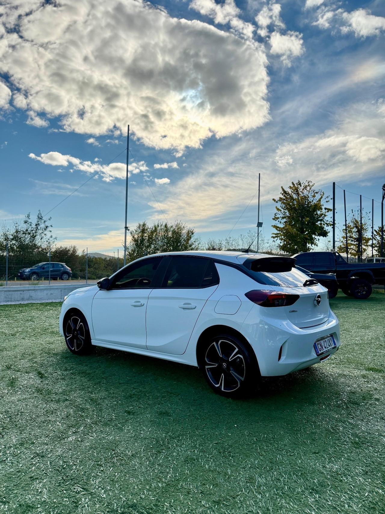 Opel Corsa 1.5 D 100 CV Elegance