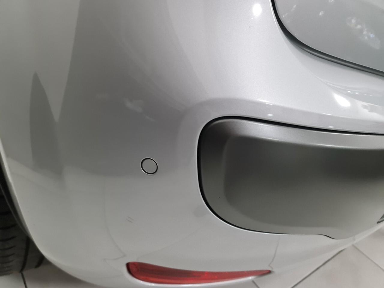 Fiat Punto Evo 1.6 Mjt DPF*Navigat.*Pelle*Cruise*PDC