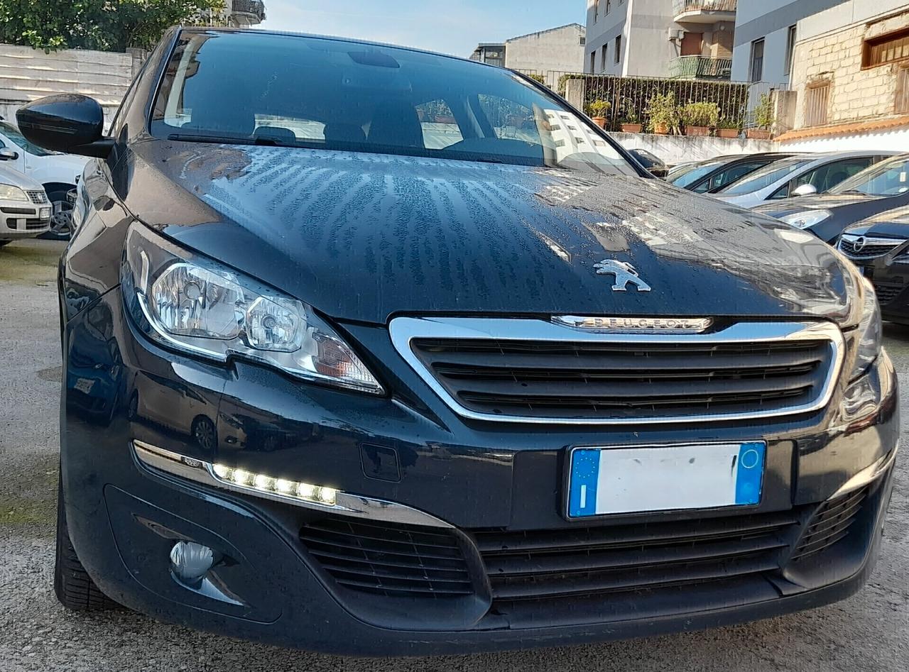 Peugeot 308 BlueHDi 120 S&S SW Allure