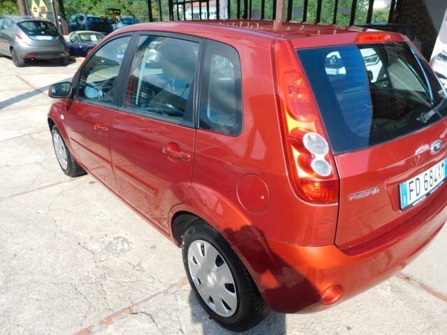 Ford Fiesta 1.4 TDCi 5p. Ghia