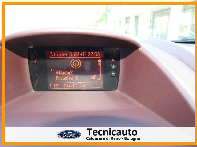 FORD Fiesta 1.4 5 porte Bz.- GPL Titanium *OK NEOPATENTATO*