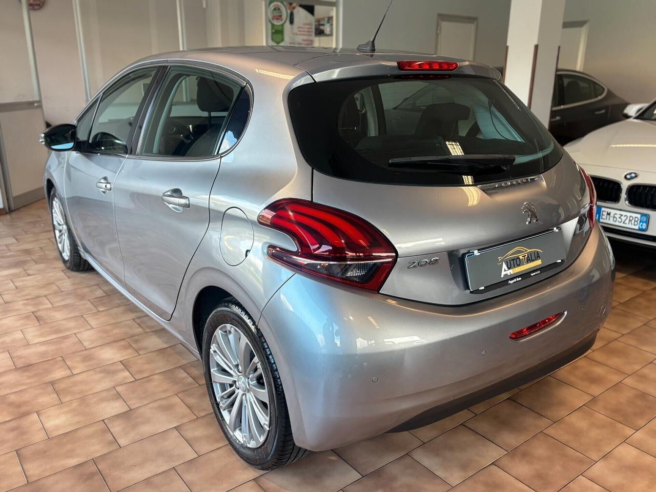 Peugeot 208 5p 1.2 puretech*CINGHIA FATTA*PER NEOPATENTATI