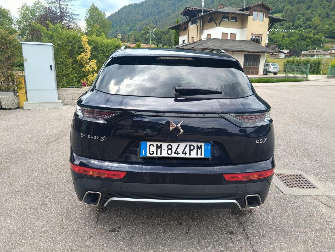 DS7 Crossback 1.6 e-tense Plug-In Hybrid 4x4 Ligne Noire