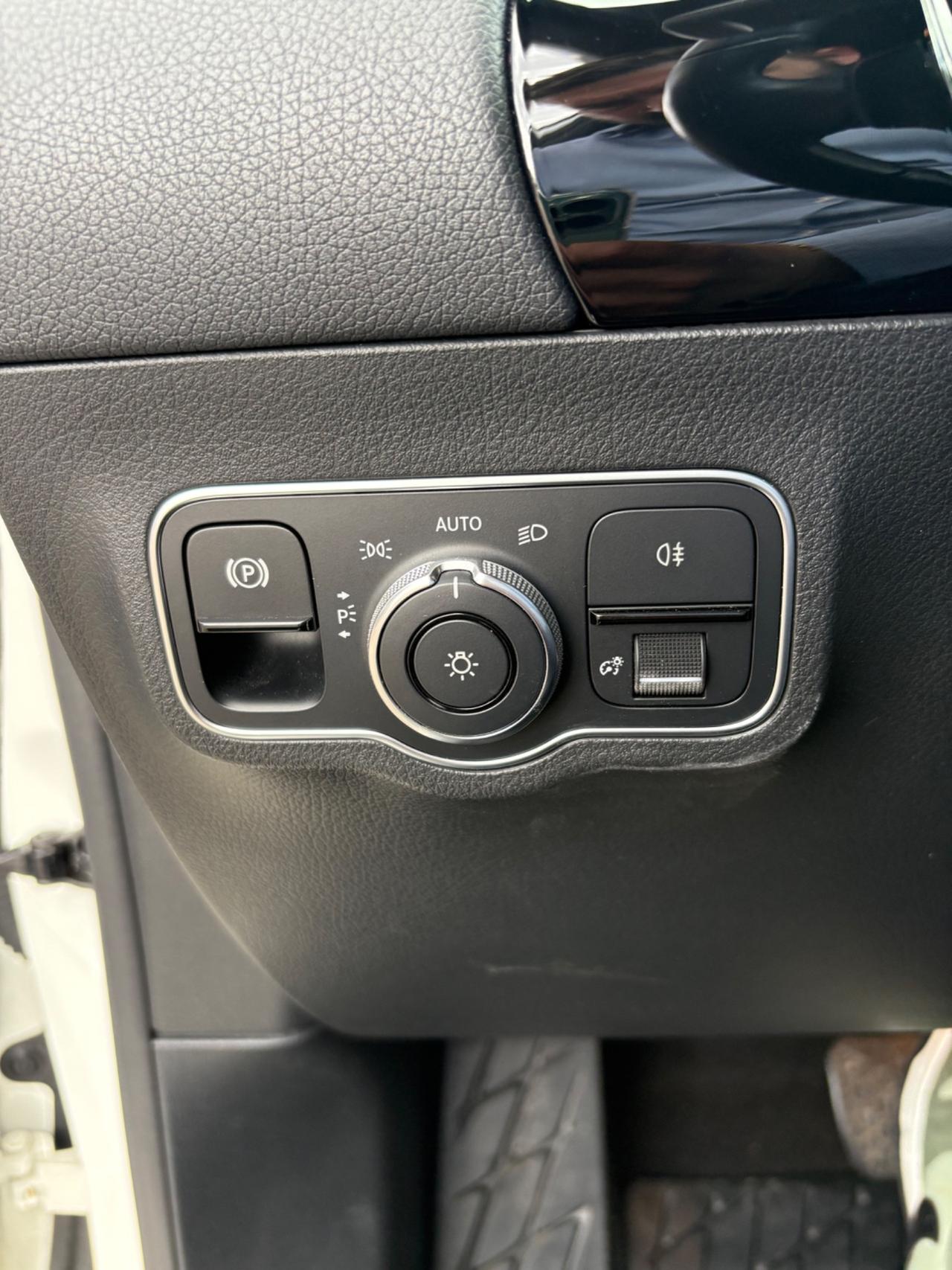 Mercedes-benz B 180 d Automatic Premium