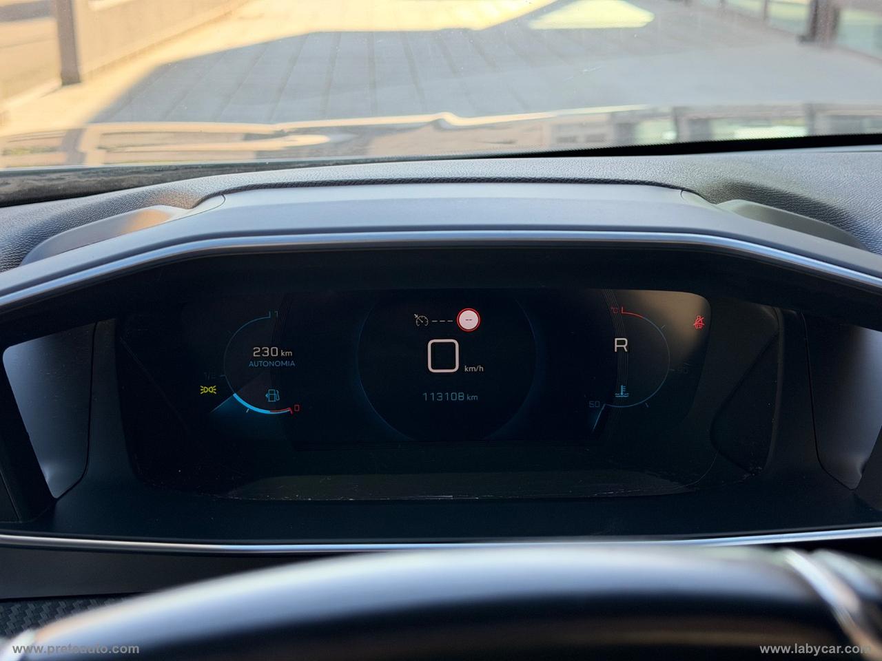 PEUGEOT 2008 BlueHDi 130 S&S EAT8 GT Pack