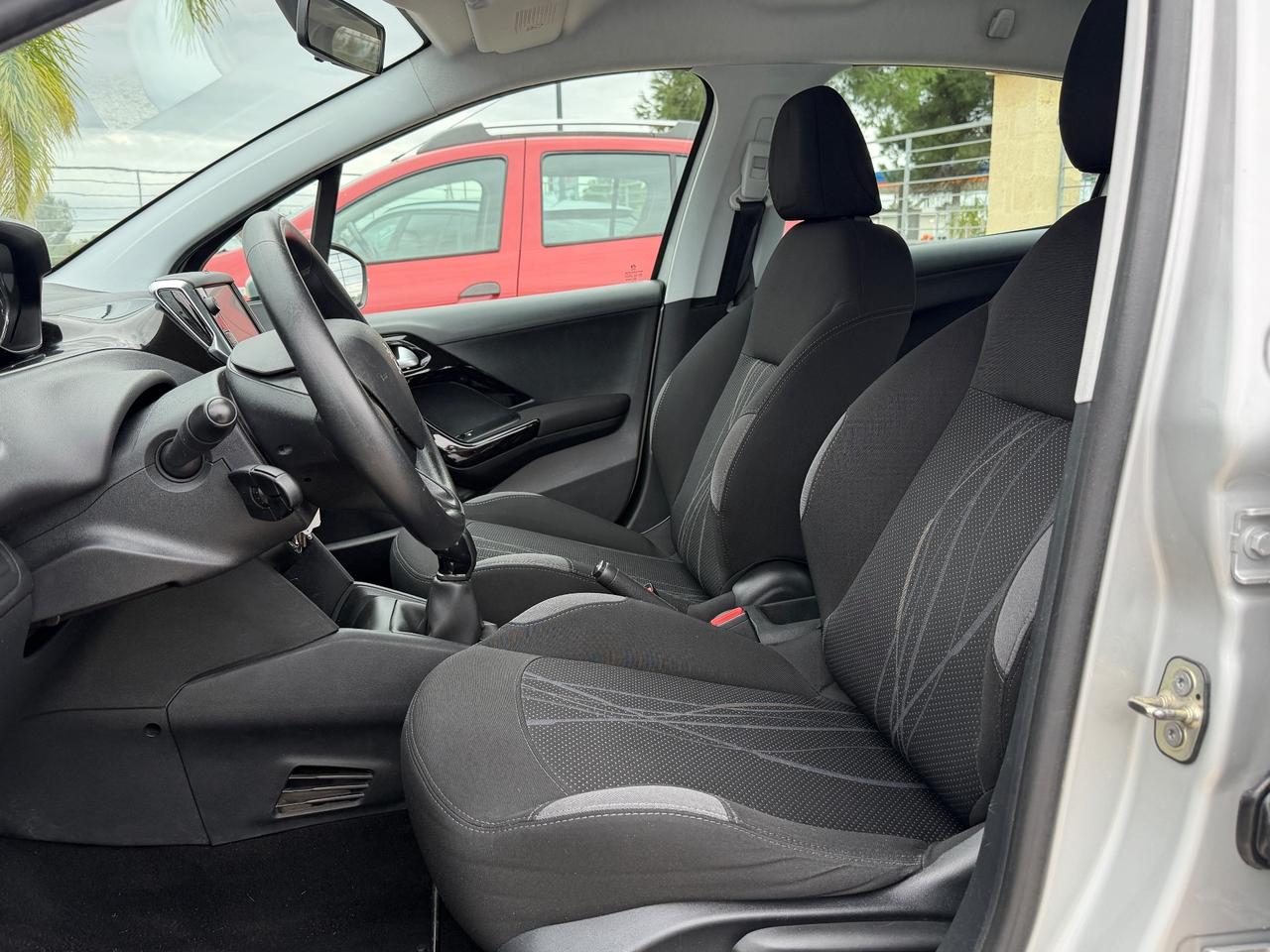 Peugeot 208 1.4 HDi 68 CV 5 porte Active