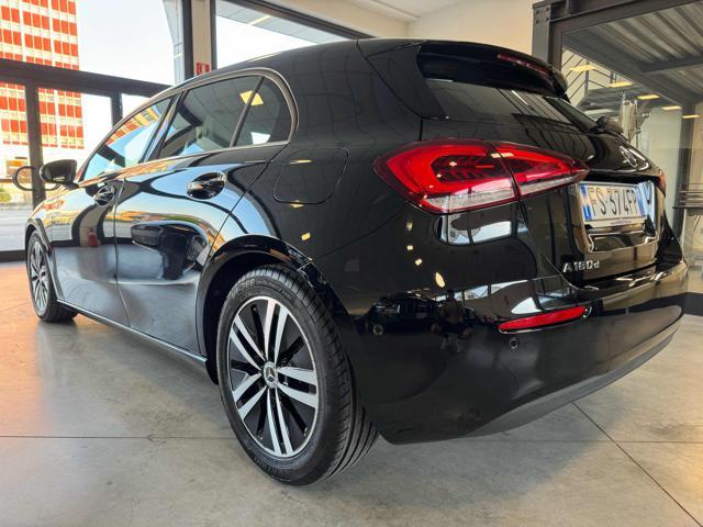 MERCEDES-BENZ A 180 d Automatic Business Extra
