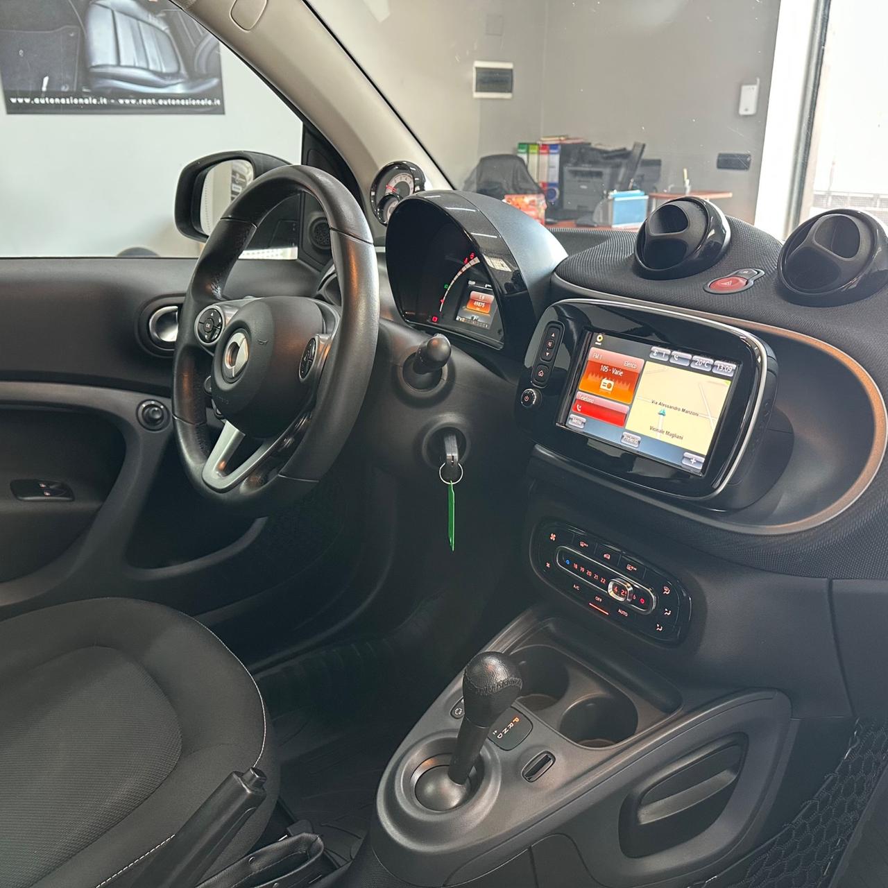 Smart ForTwo 1.0 twinamic Passion 71cv Automatica Bi-color