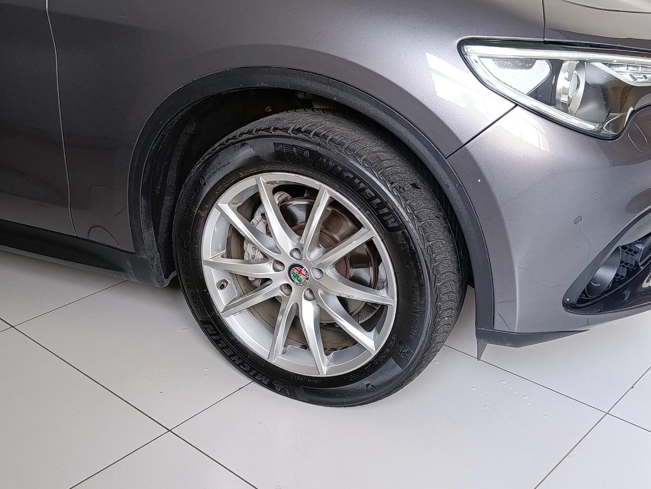 Alfa Romeo Stelvio 2.2 Turbodiesel 210 CV AT8 Q4 Lusso