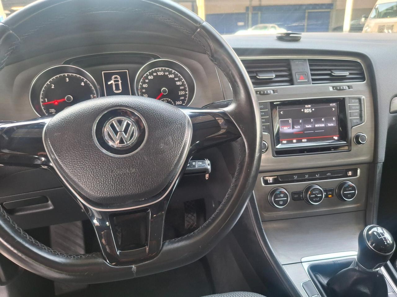 Volkswagen Golf 7--1.6 TDI 105cv. Highline BlueMotion Technology