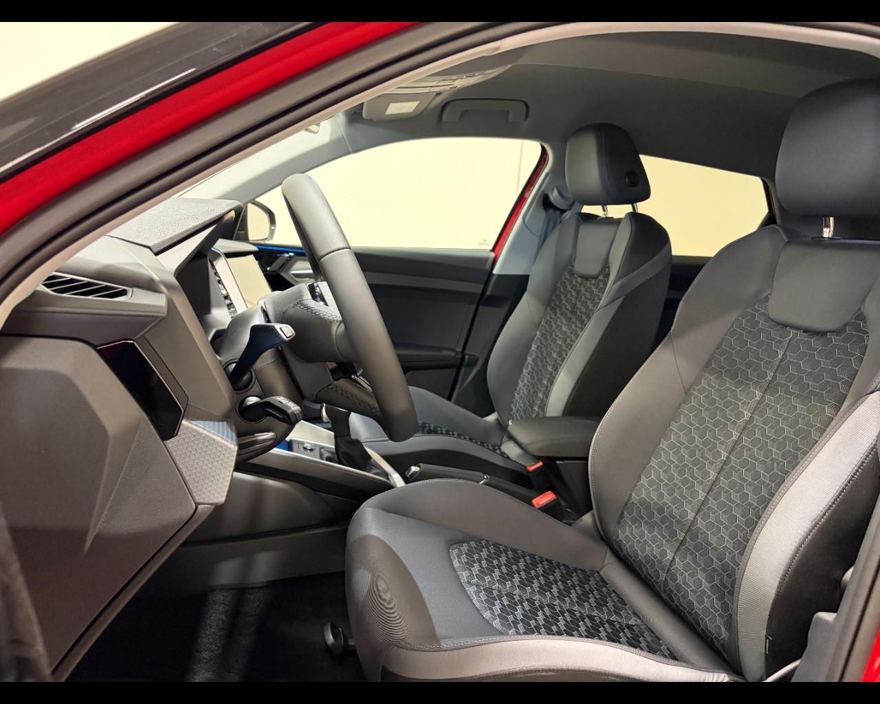 AUDI A1 SPORTBACK 30 TFSI S-TRONIC IDENTITY BLACK