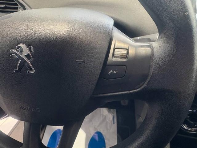 Peugeot 208 1.2 vti 12v Access 5p