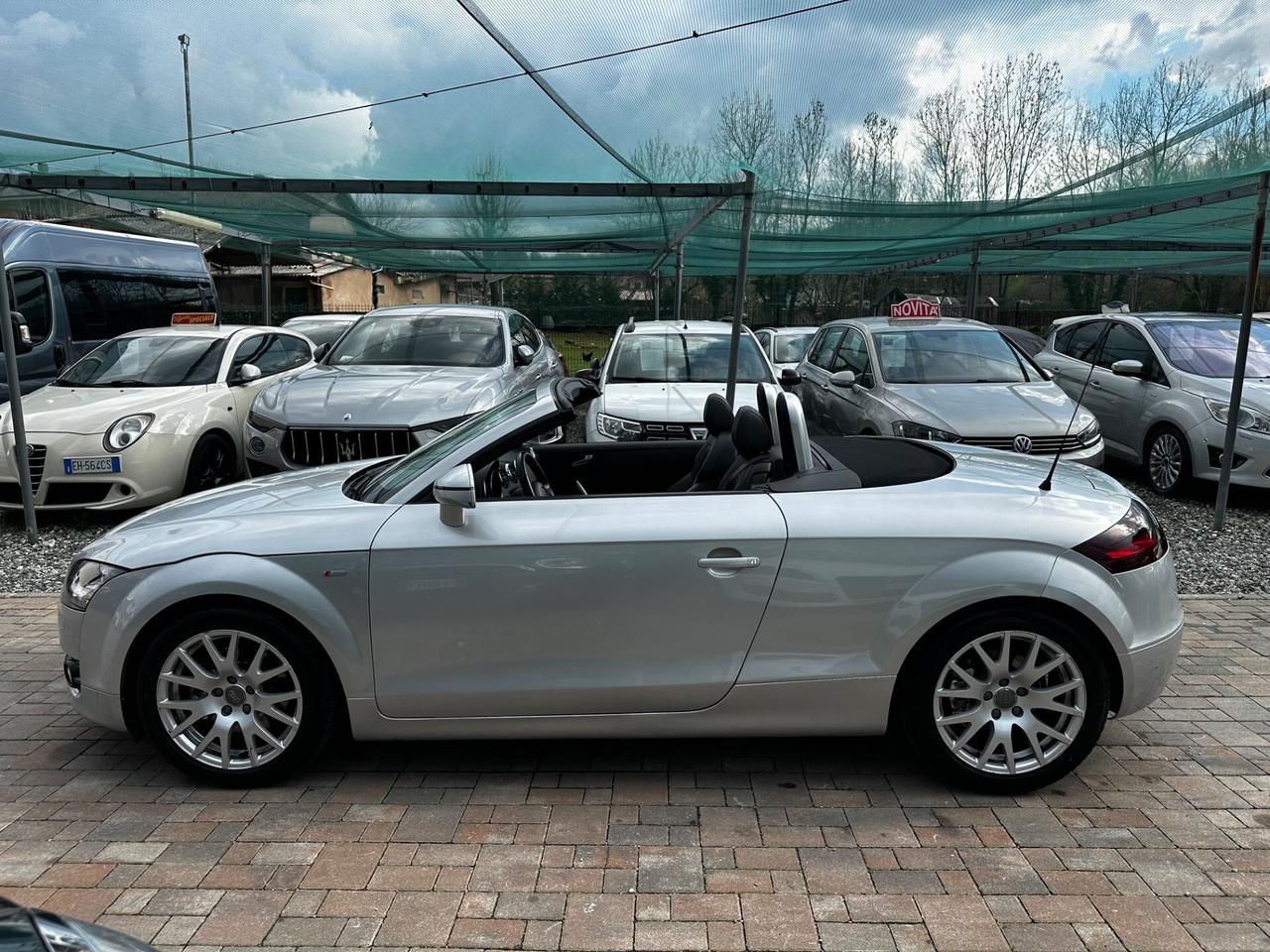 Audi TT Roadster 2.0 TFSI cabrio