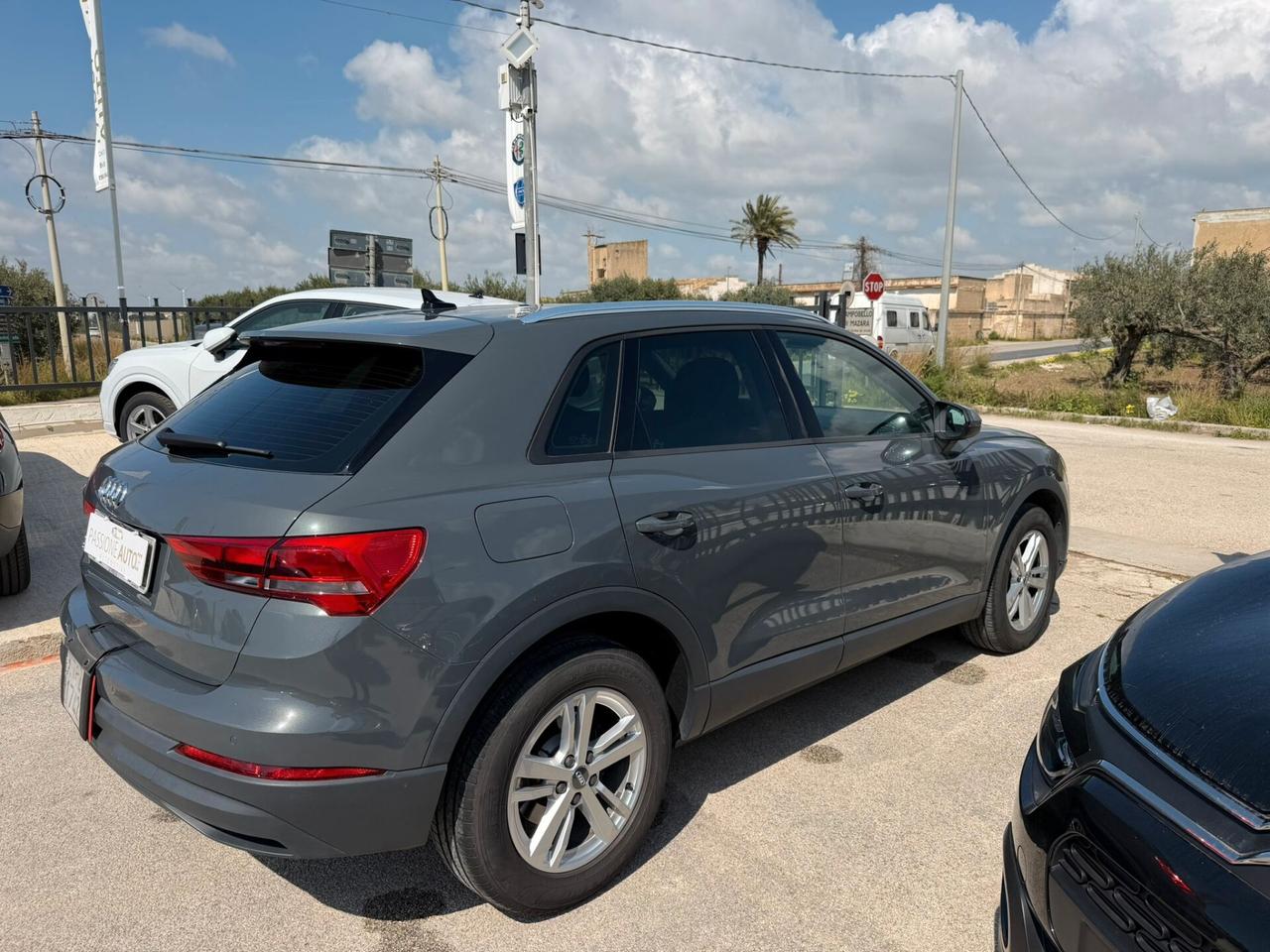 Audi Q3 35 TDI S tronic Business