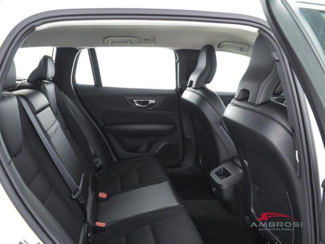 VOLVO V60 D3 Business Plus AWD