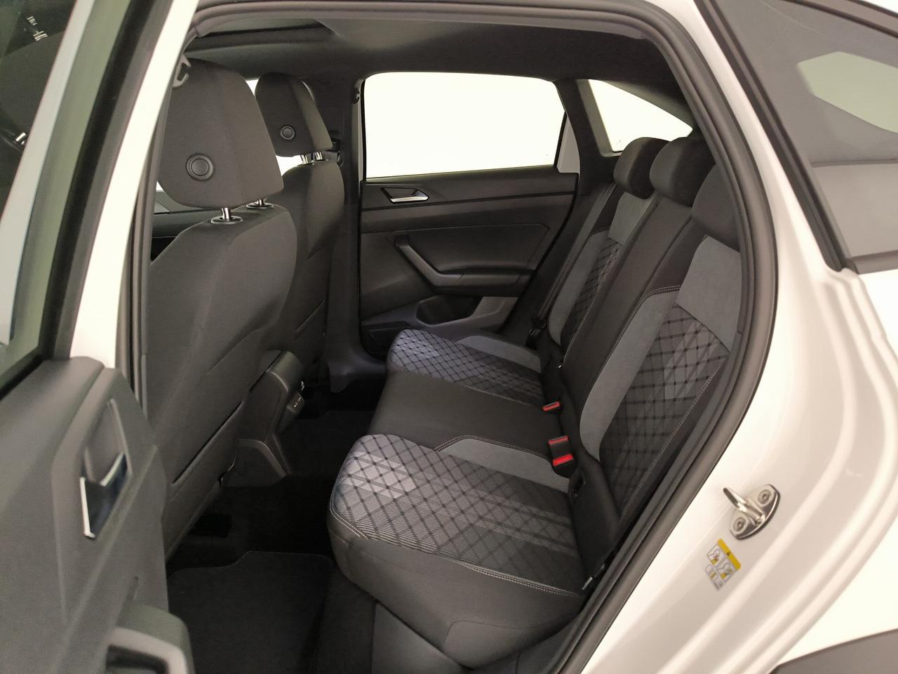 Volkswagen Taigo 1.0 tsi r-line plus 115cv