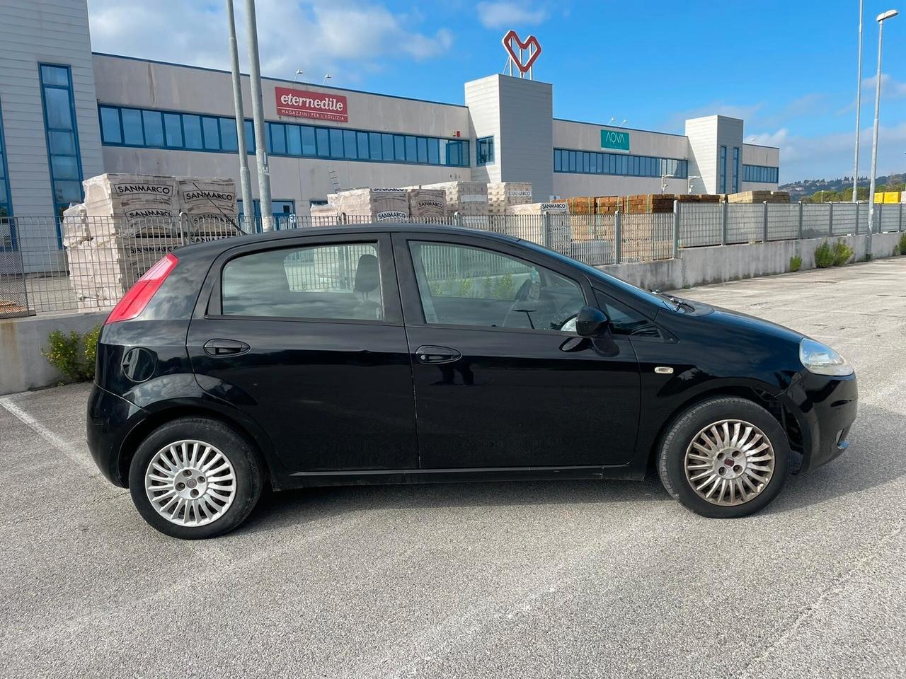 FIAT GRANDE PUNTO 1.2 BENZ 2008 12 MESI DI GARANZIA