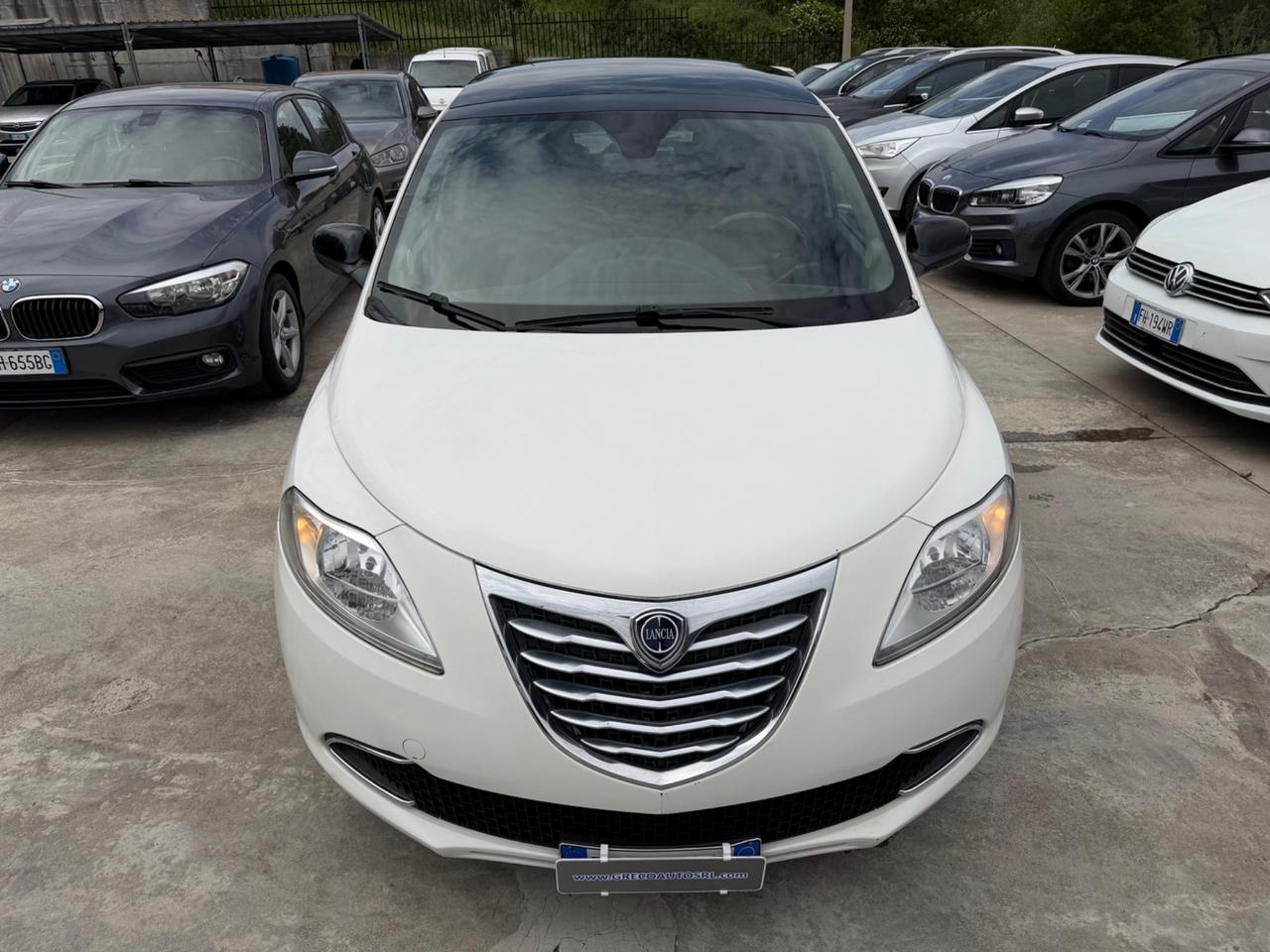 Lancia Ypsilon 0.9 TwinAir 5porte 85CV /TETTO APR.