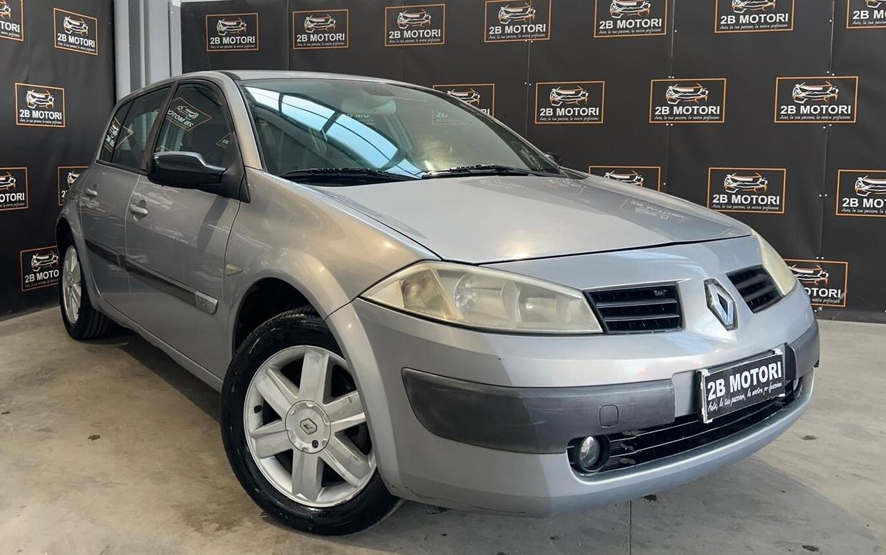 Renault Megane Mégane 1.5 dCi/100CV 5 porte Confort Dynamique