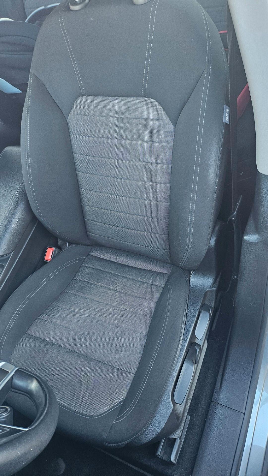 Alfa Romeo Stelvio 2.2 Turbodiesel 160 CV AT8 RWD