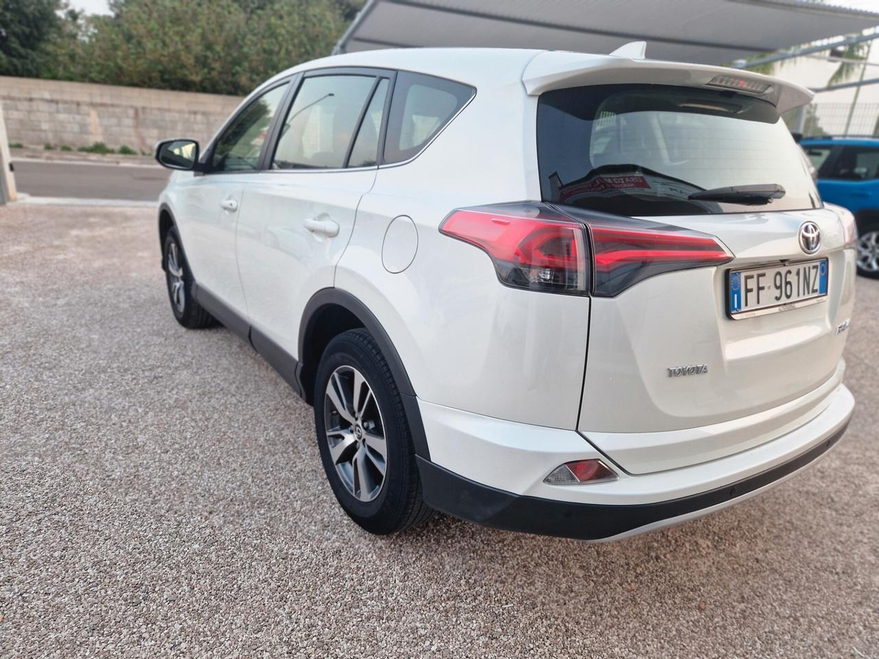 Toyota RAV 4 RAV4 2.0 D-4D 2WD Exclusive