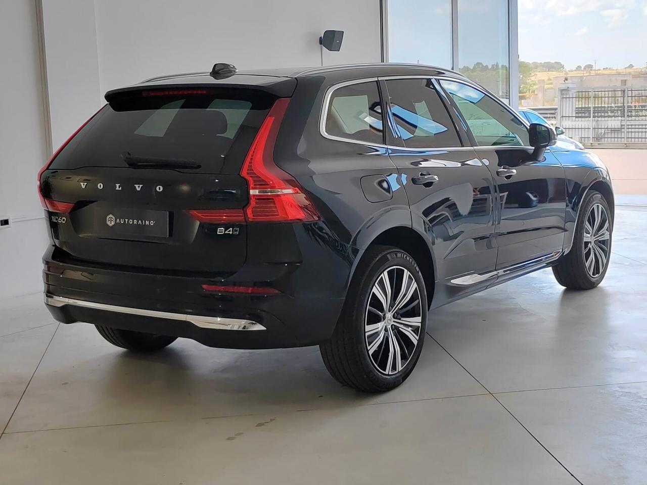 Volvo XC 60 XC60 B4 (d) AWD automatico Ultimate Dark