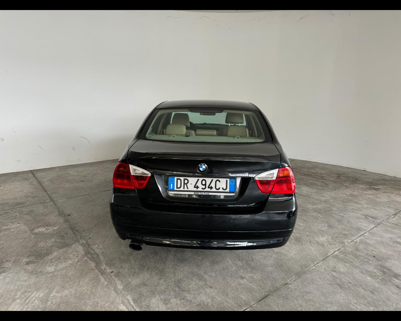 BMW Serie 3 (E90/91) - 320d cat Attiva