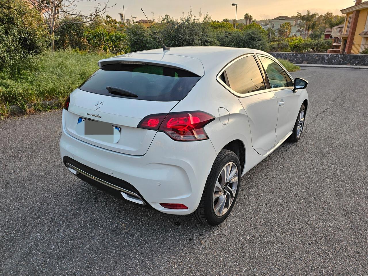 Ds DS4 DS 4 1.6 e-HDi 110 airdream Chic