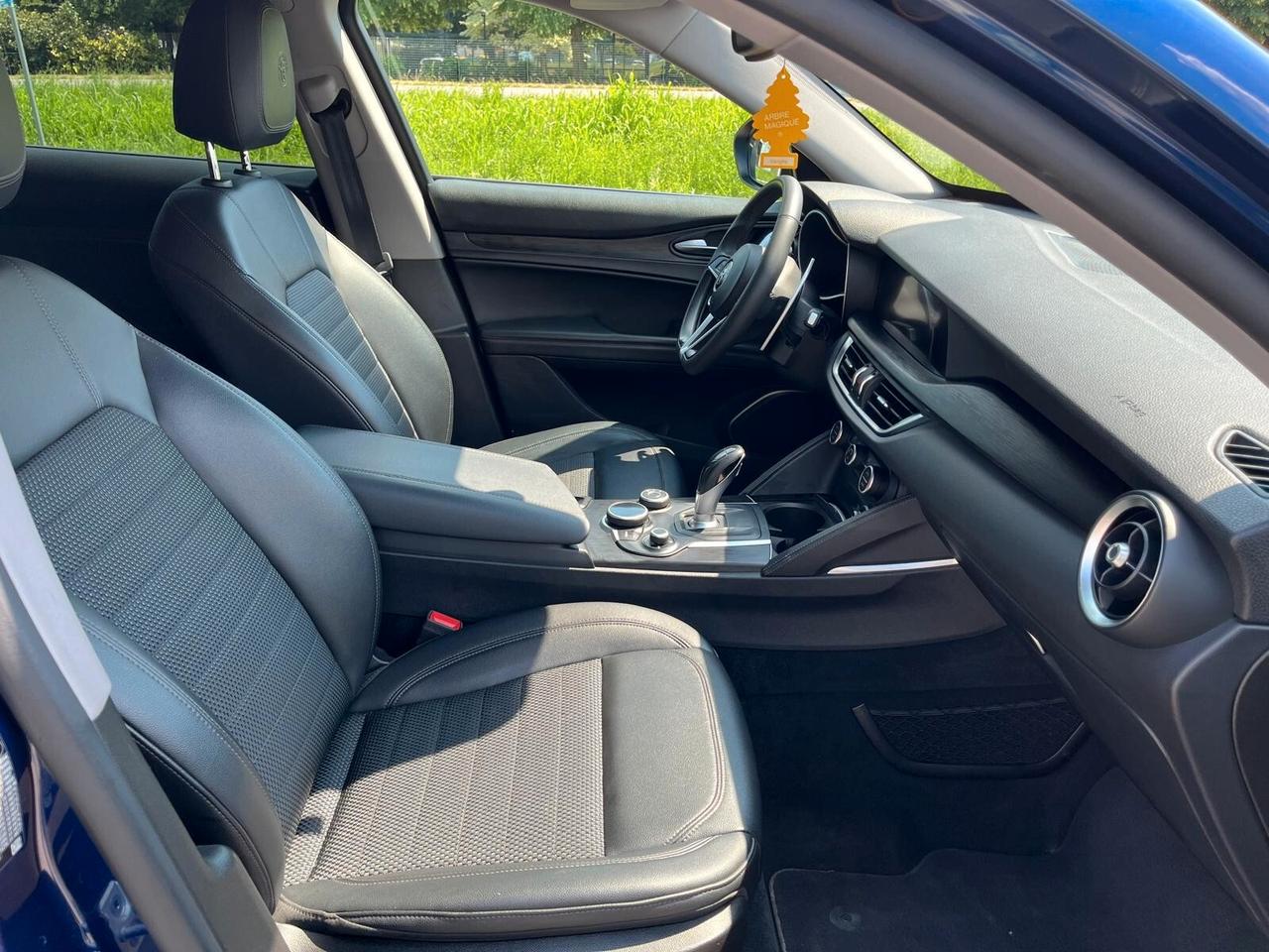 Alfa Romeo Stelvio 2.2 Turbodiesel 210 CV AT8 Q4
