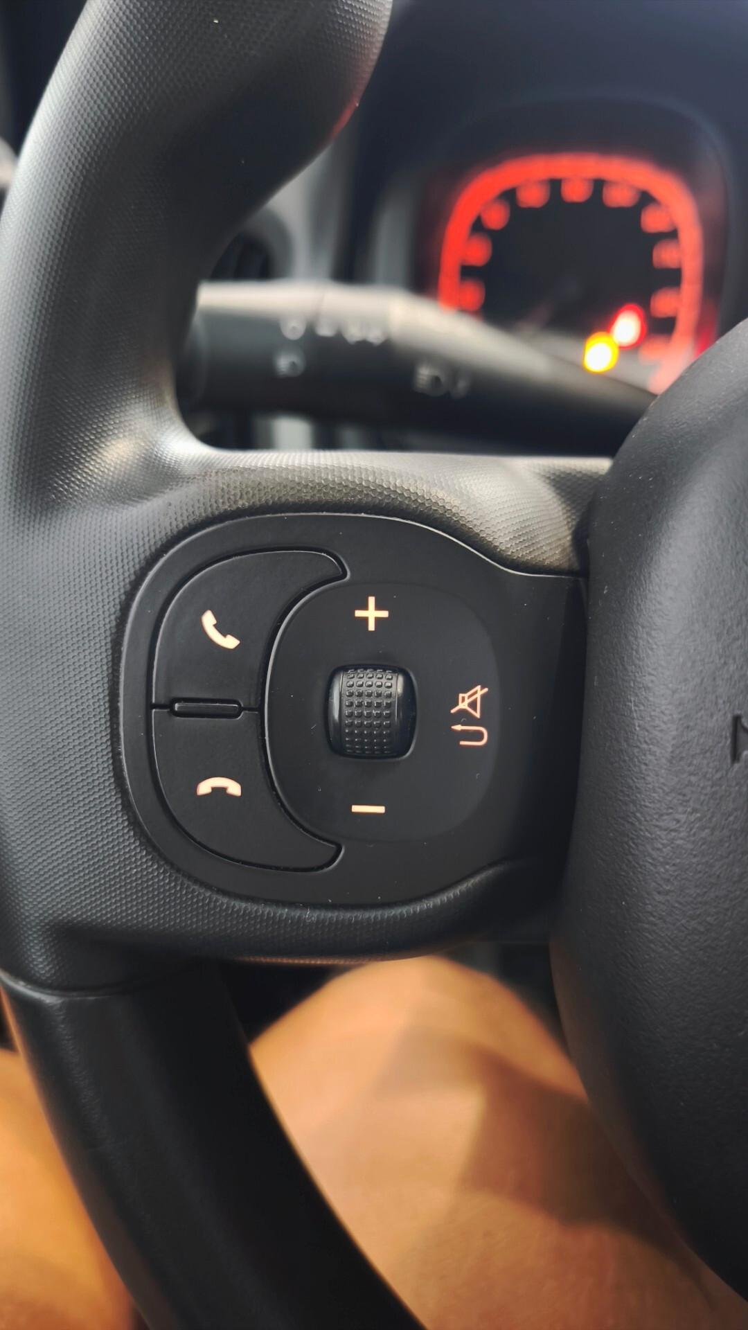 Fiat Panda 1.0 FireFly S&S Hybrid City CROSS 2021