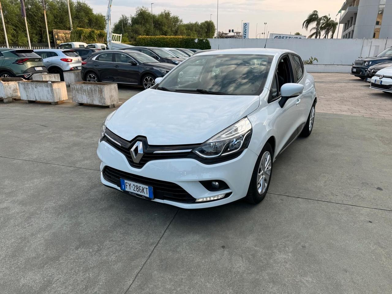 RENAULT CLIO 1.5 DIESEL 75CV VOLANTE MULTIFUNZIONE