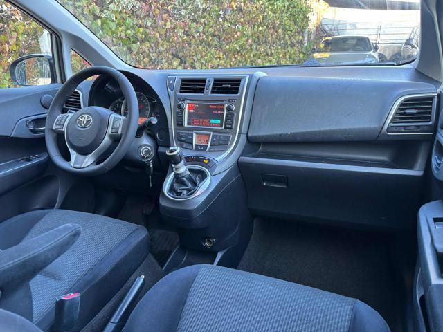 TOYOTA Verso-S 1.4D MT Style Navi, Tetto