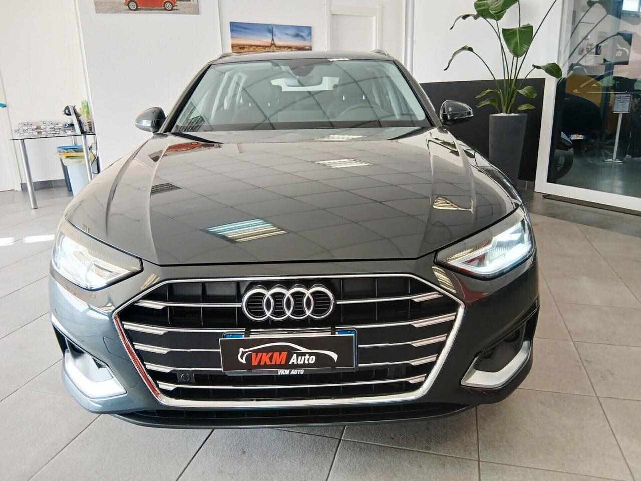 Audi A4 Avant 35 - 2.0 TDI/163 CV S tronic Business Advanced