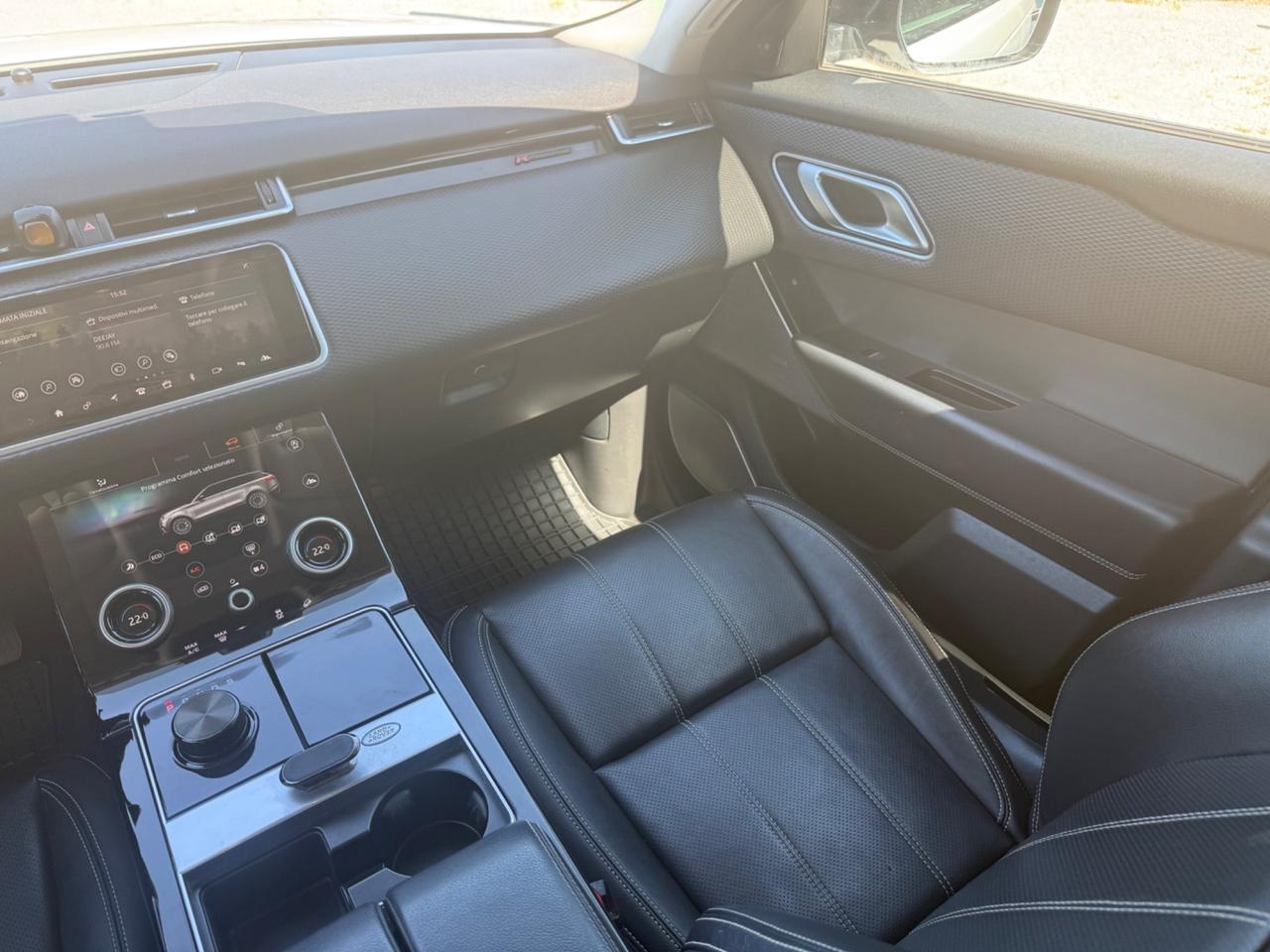 Land Rover Range Velar 2.0 TD4 180 CV R-Dynamic HSE