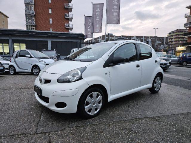 TOYOTA Aygo 1.0 12V VVT-i 5 porte Deep Ocean Connect