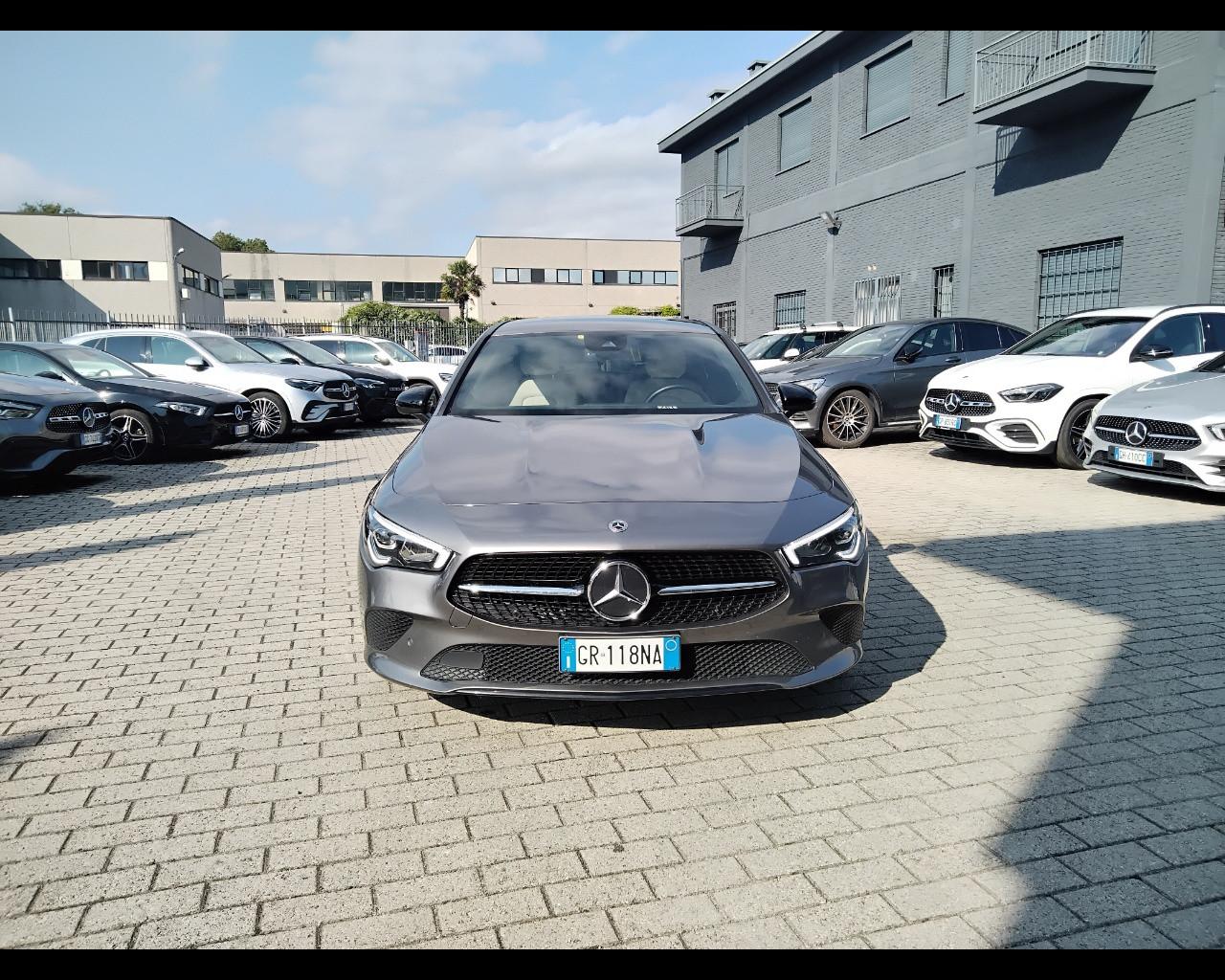 Mercedes-Benz CLA Sh.Brake - X118 - CLA Shooting Brake 180 d Sport auto