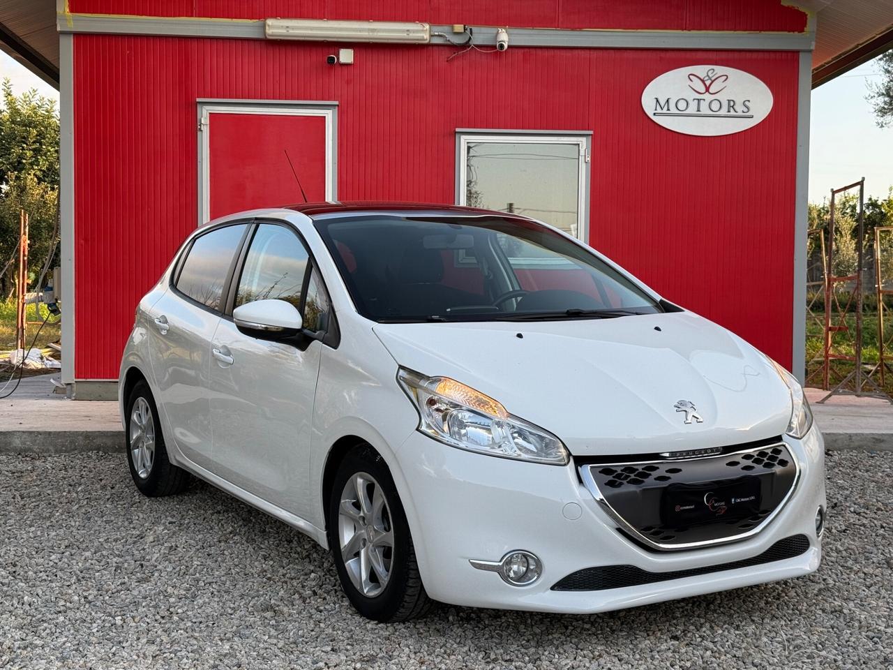 Peugeot 208 1.4 Hdi Automatica Allure