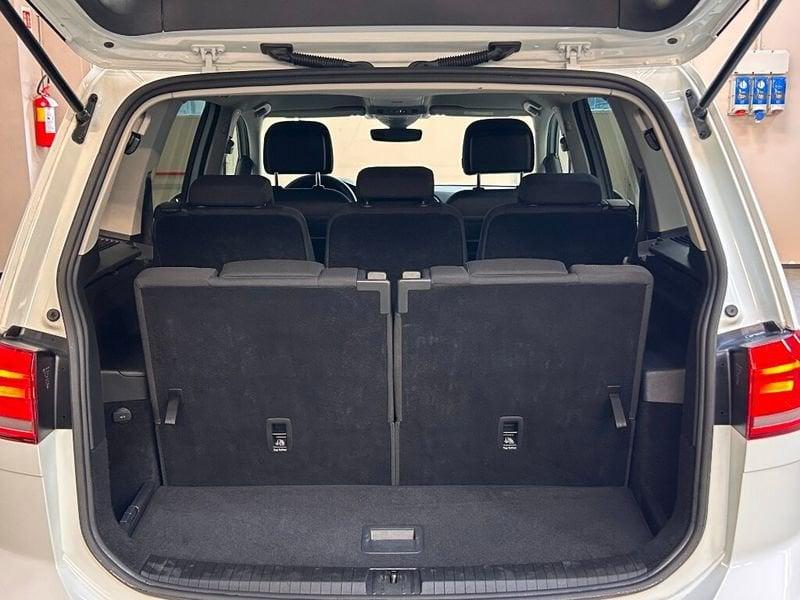 Volkswagen Touran 3ª serie 2.0 TDI 150 CV SCR DSG Business BlueMotion Technology