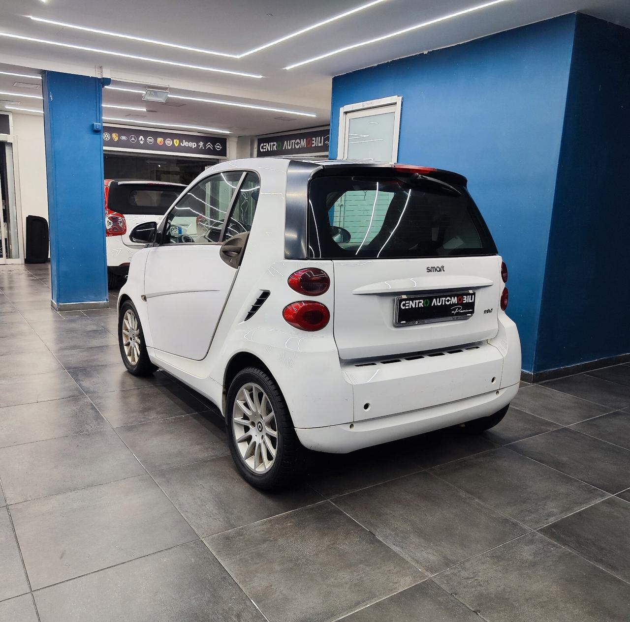 Smart fortwo 1,0 70CV MHD coupé passion