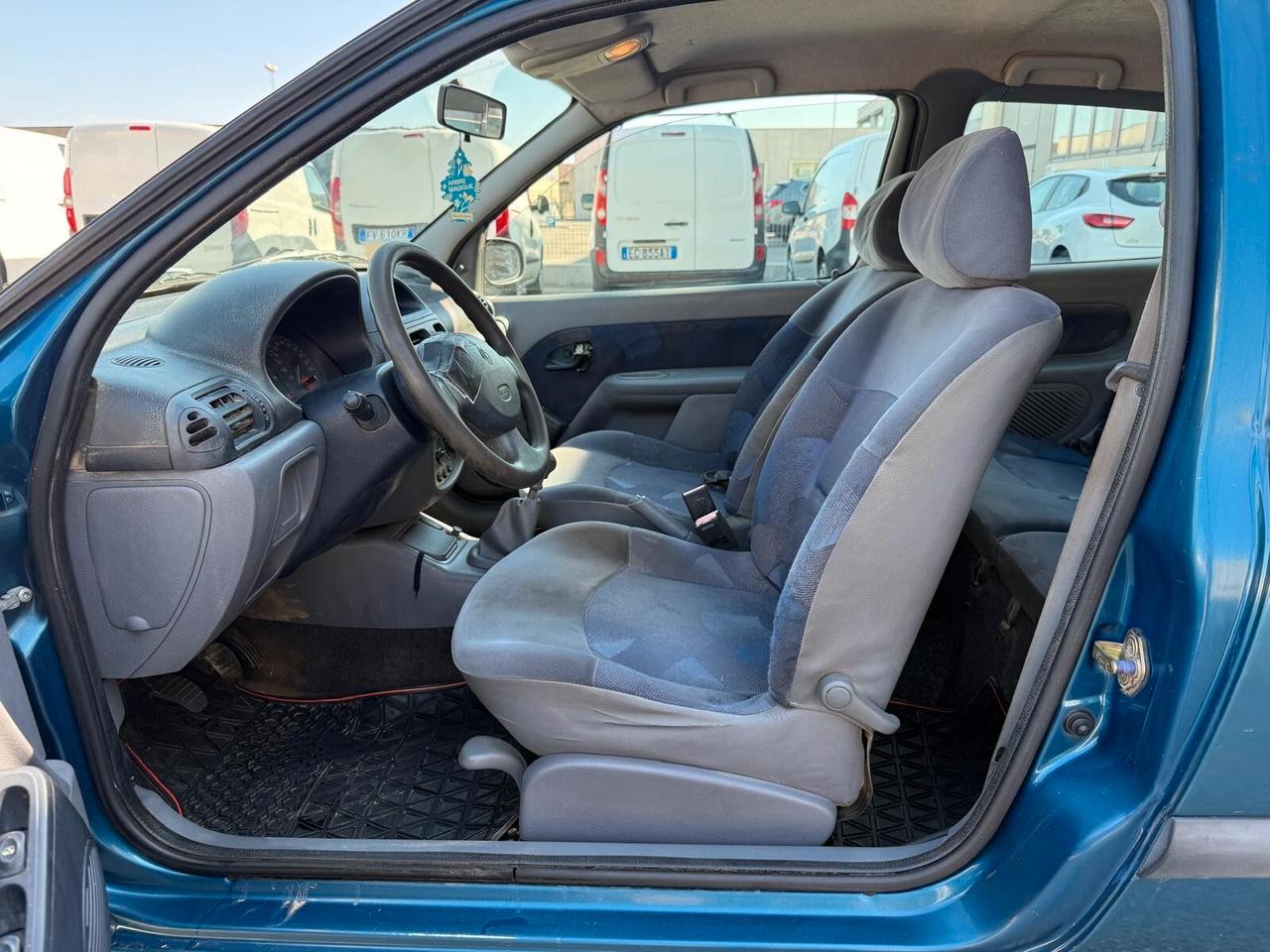 Renault Clio 1.2 cat 3 porte RT