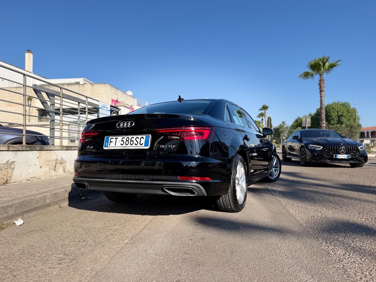 Audi A4 30 TDI S tronic Design