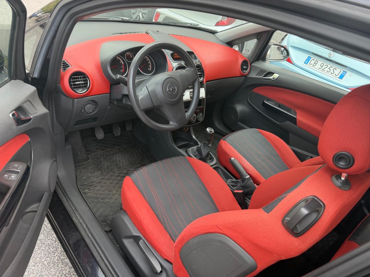 Opel Corsa 1.2 3 porte Enjoy