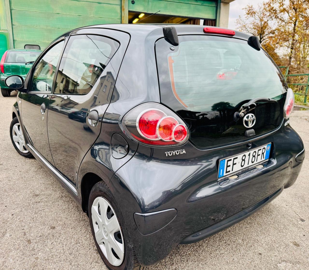 Toyota Aygo 1.0 12V VVT-i 5 porte Connect