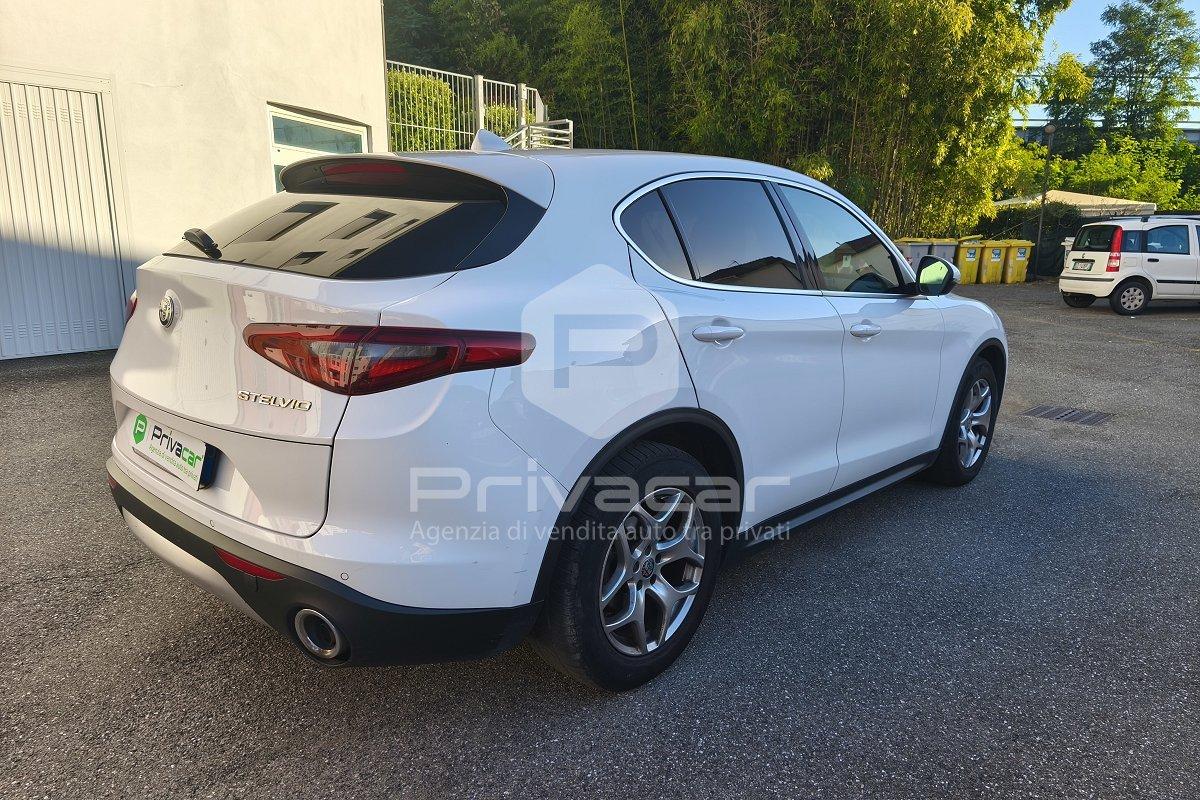 ALFA ROMEO Stelvio 2.2 Turbodiesel 180 CV AT8 RWD Executive