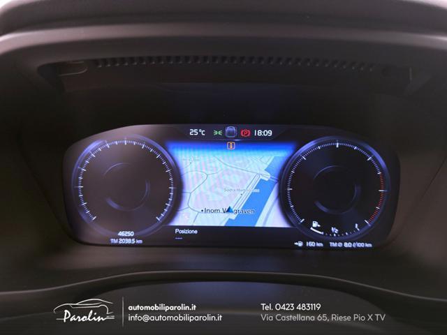 VOLVO XC40 D3 AWD Geartronic R-design Tetto-Telecamera-Park