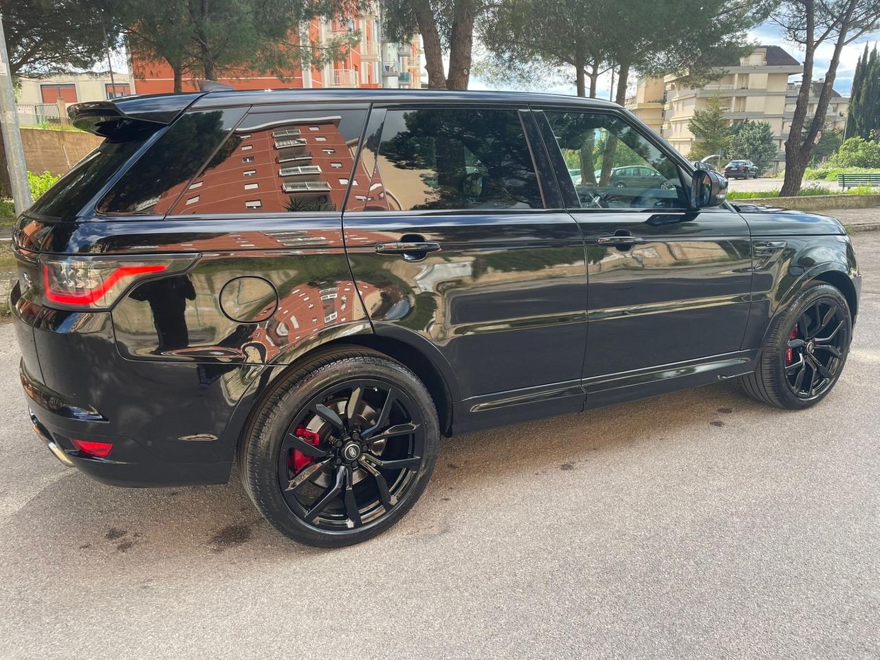Land Rover Range Sport 5.0 V8 Supercharged 575 CV SVR